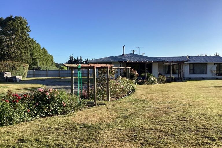 Photo of property in 929 Main Road North, Woodend, Kaiapoi, 7691