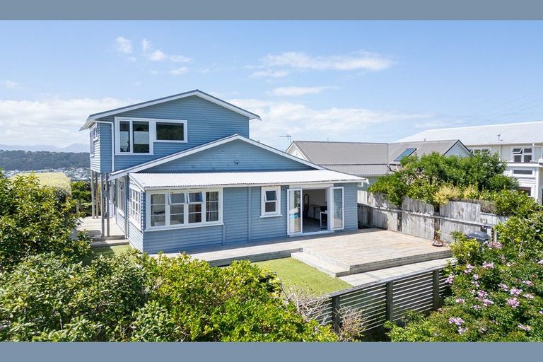 Photo of property in 44 Mortimer Terrace, Aro Valley, Wellington, 6021