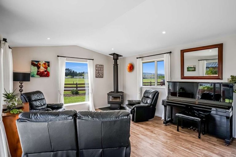 Photo of property in 5 Fantail Avenue, Amberley, 7410