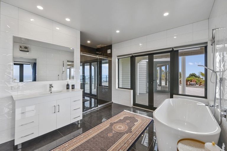 Photo of property in 199 Glenstrae Road, Redcliffs, Christchurch, 8081