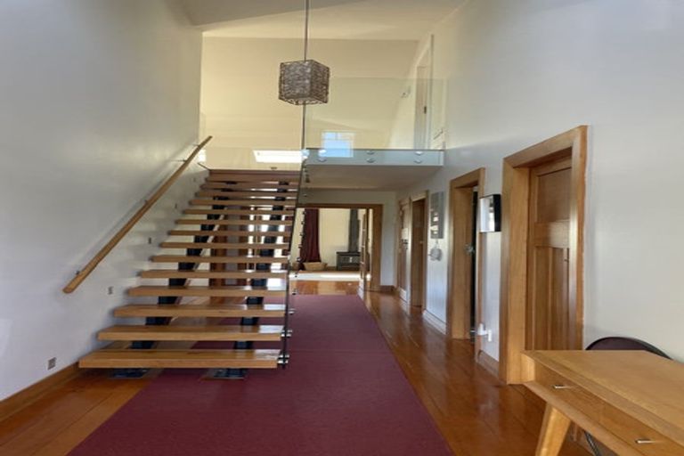 Photo of property in 18 Bayview Road, Hauraki, Auckland, 0622