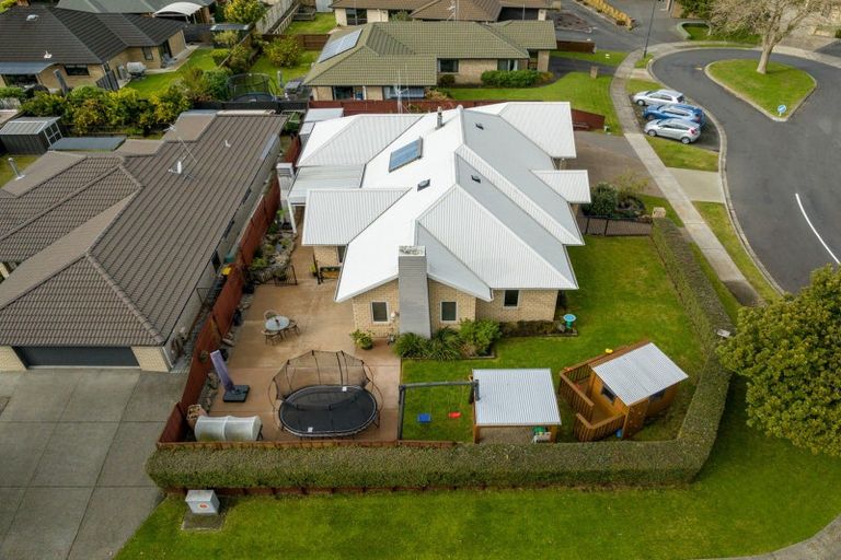 Photo of property in 1 Dove Place, Pyes Pa, Tauranga, 3112