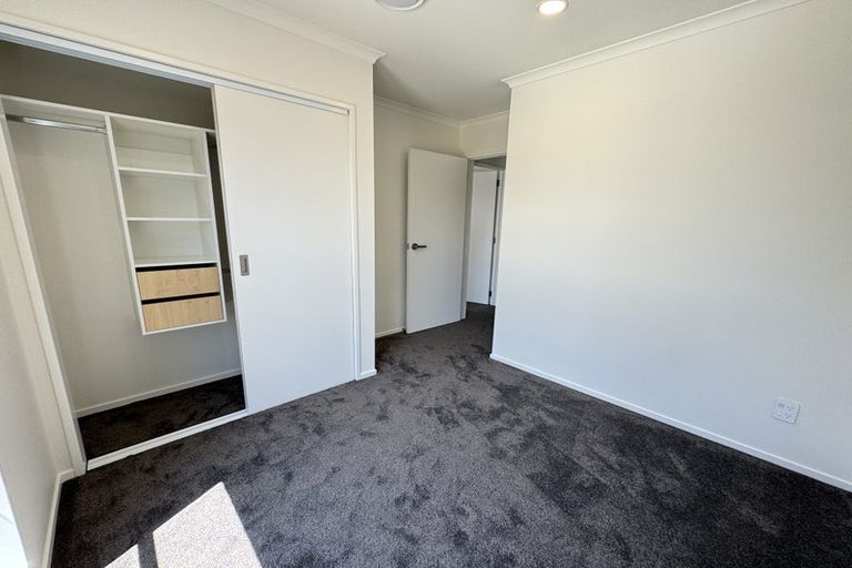 Photo of property in 22c Toru Street, Te Atatu Peninsula, Auckland, 0610