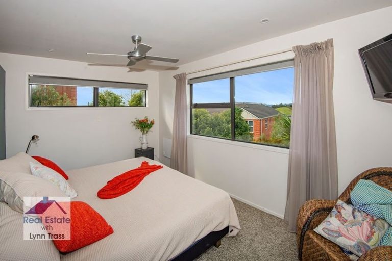 Photo of property in 24 Chatsfield Place, Te Kamo, Whangarei, 0112