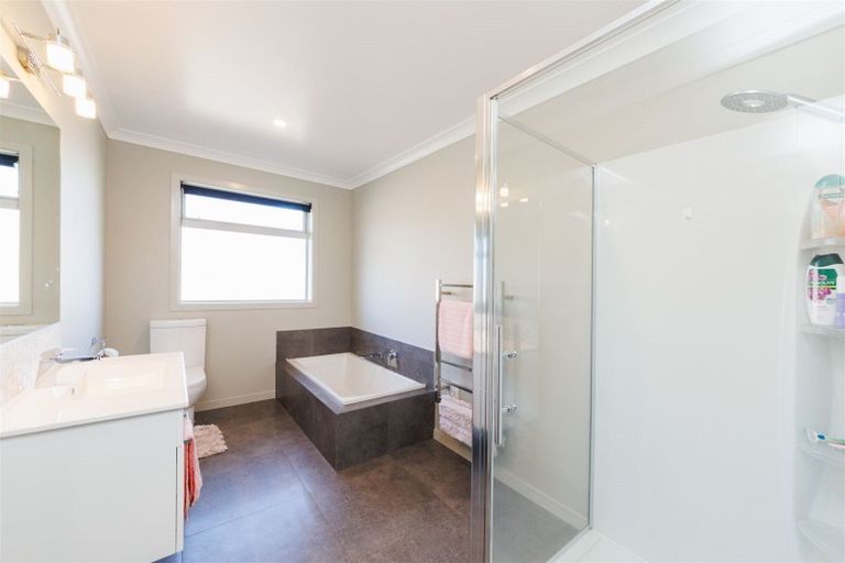 Photo of property in 157a James Line, Kelvin Grove, Palmerston North, 4414