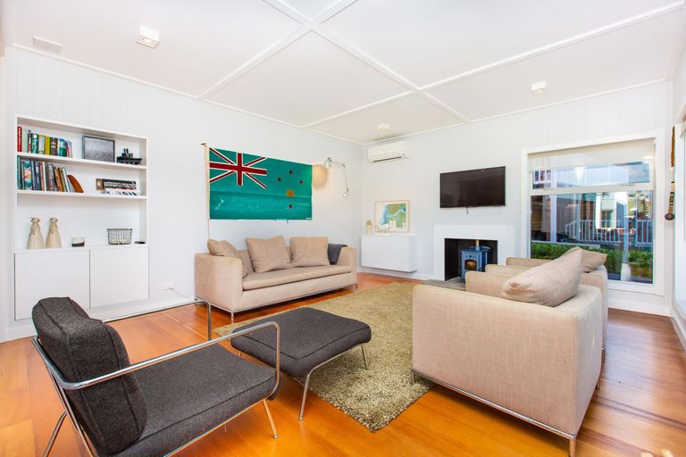 Photo of property in 5 Puriri Street, Raglan, 3225