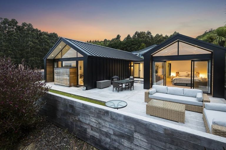 Photo of property in 22 Clearwater Street, Broad Bay, Dunedin, 9014