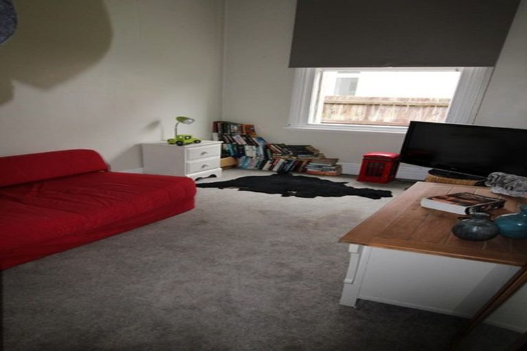 Photo of property in 71 Queens Drive, Saint Kilda, Dunedin, 9012