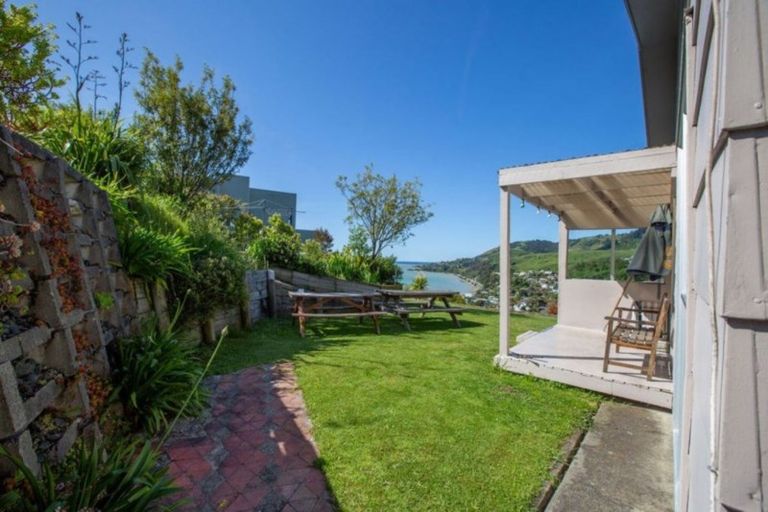 Photo of property in 61 Paremata Street, Atawhai, Nelson, 7010