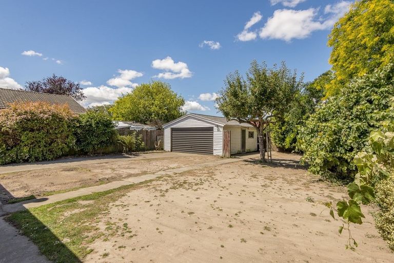 Photo of property in 28 Teesdale Street, Burnside, Christchurch, 8053