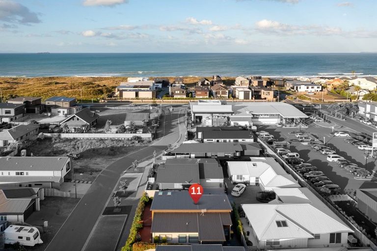 Photo of property in 11 Hugo Way, Papamoa Beach, Papamoa, 3118
