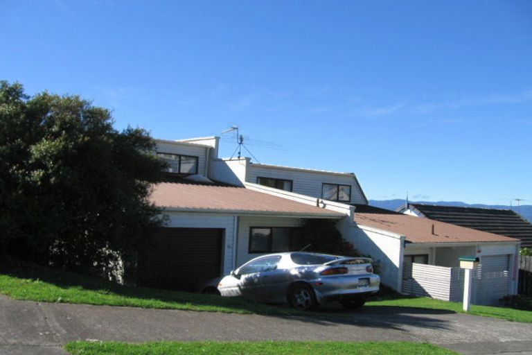 Photo of property in 18a Nalanda Crescent, Broadmeadows, Wellington, 6035