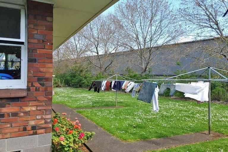Photo of property in 3-5 Carbine Road, Mount Wellington, Auckland, 1060