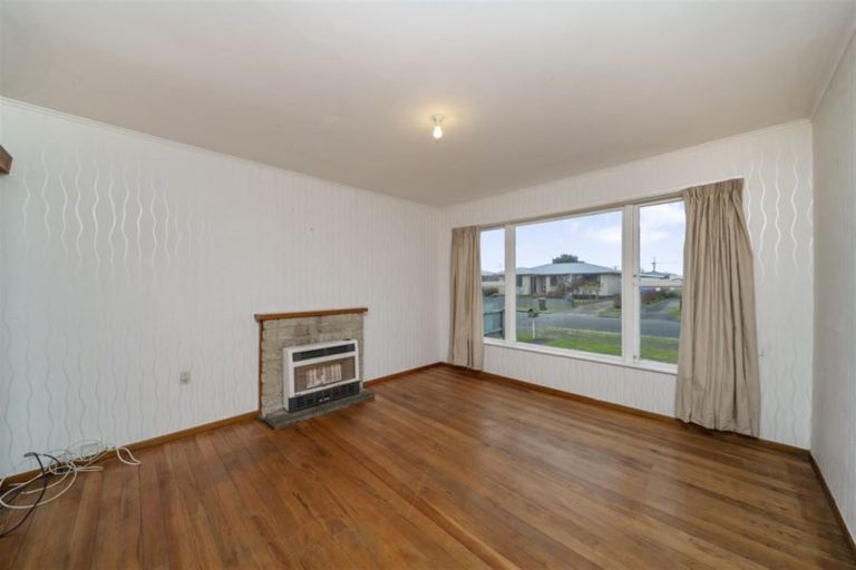 Photo of property in 5 Murray Avenue, Hawera, 4610