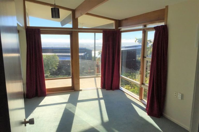 Photo of property in 304 Cannon Hill Crescent, Mount Pleasant, Christchurch, 8081