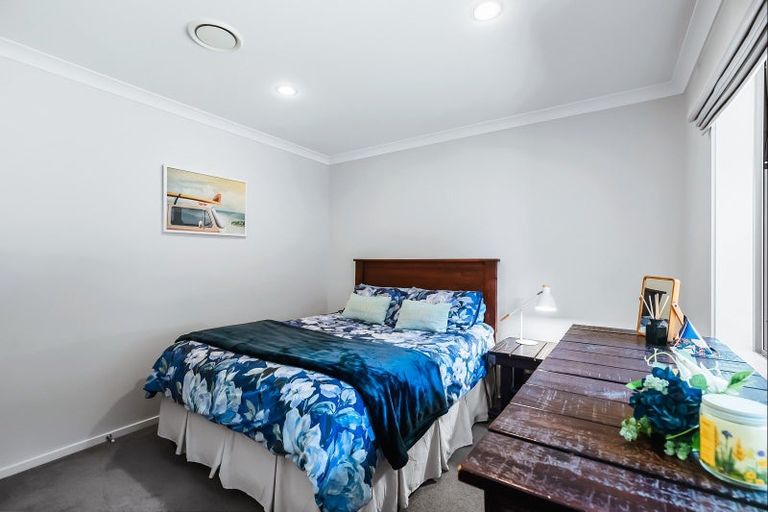 Photo of property in 90 Dalmore Way, Acacia Bay, Taupo, 3385