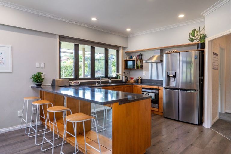 Photo of property in 75 Shepherd Road, Waipahihi, Taupo, 3330