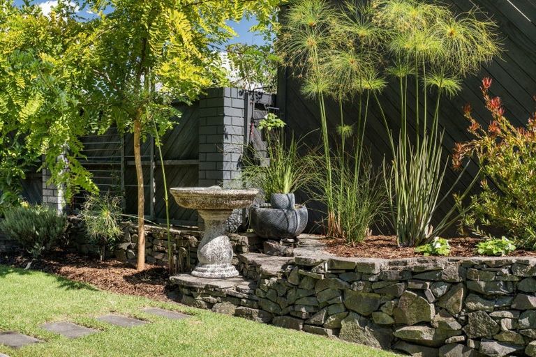 Photo of property in 111 Dickson Road, Papamoa Beach, Papamoa, 3118