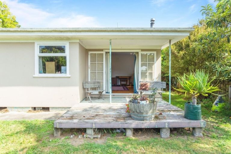 Photo of property in 885 Kahikatea Flat Road, Waitoki, Kaukapakapa, 0871