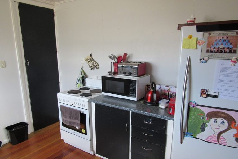 Photo of property in 20 Iredale Road, Hawera, 4610