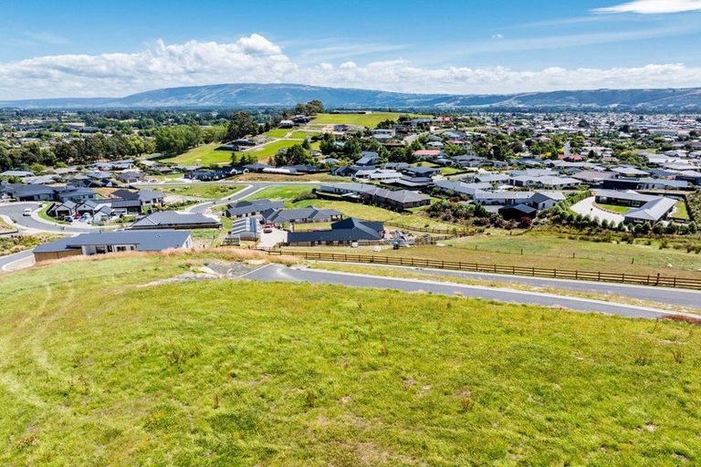 Photo of property in 10 Carnea Heights, Mosgiel, 9024