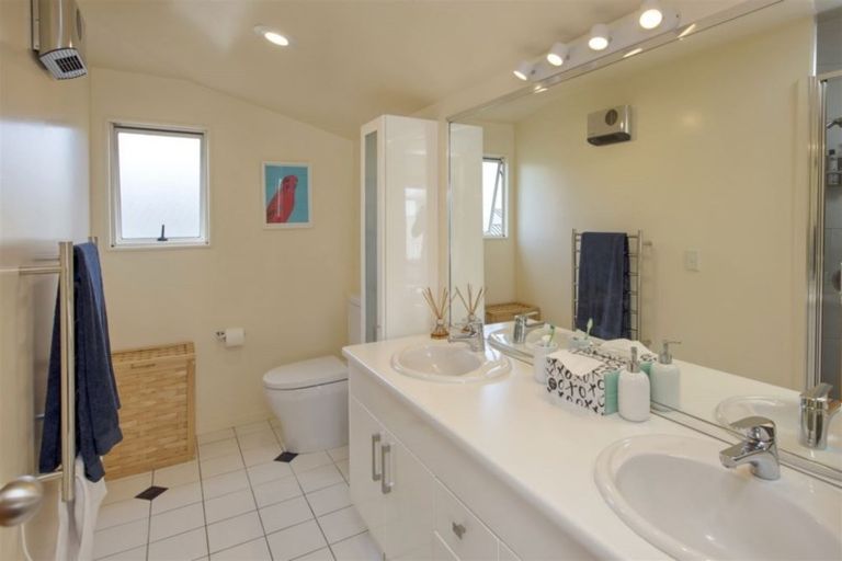 Photo of property in 51a Celia Street, Redcliffs, Christchurch, 8081