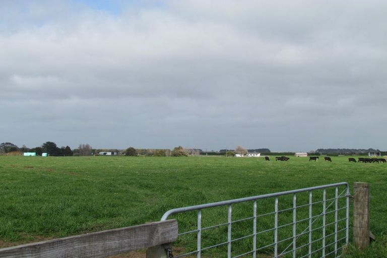 Photo of property in 7 Austin Road, Normanby, Hawera, 4673