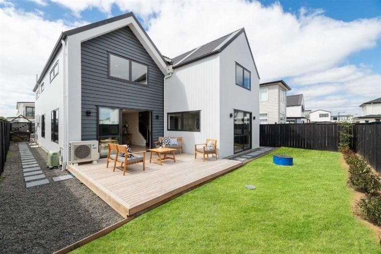 Photo of property in 18 Myland Drive, Hobsonville, Auckland, 0616