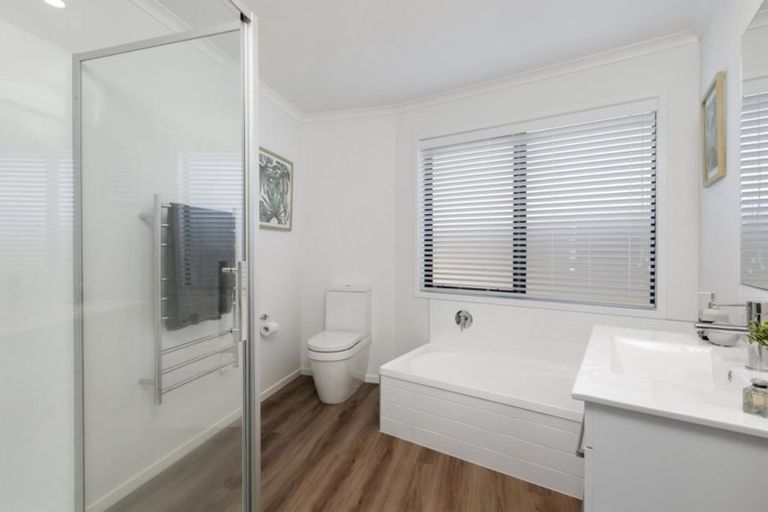 Photo of property in 151b Penetaka Heights, Pyes Pa, Tauranga, 3112