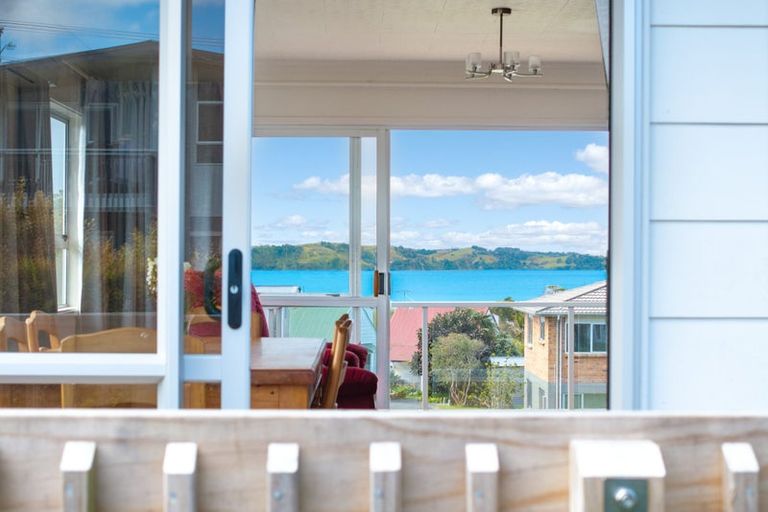 Photo of property in 17 Kawau View Road, Snells Beach, 0920