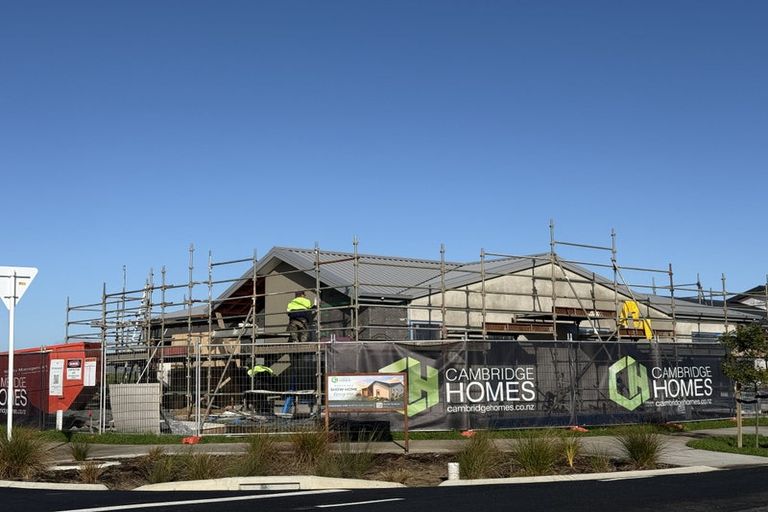 Photo of property in 1 Windward Avenue, Port Whangarei, 0110