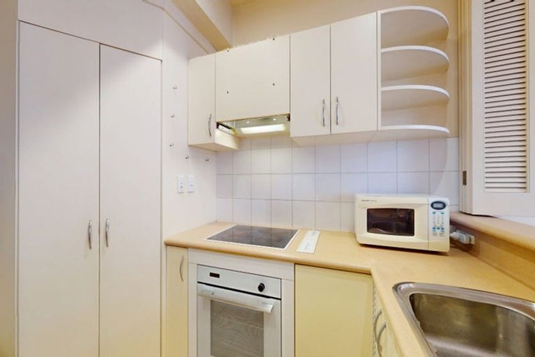 Photo of property in Whitmore Apartments, 7a Stout Street, Wellington Central, Wellington, 6011