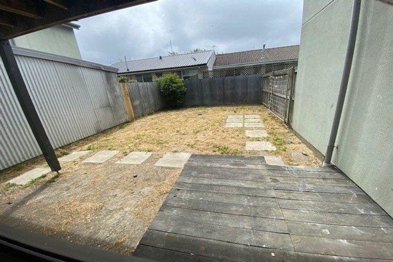 Photo of property in 53 Fairfield Avenue, Addington, Christchurch, 8024