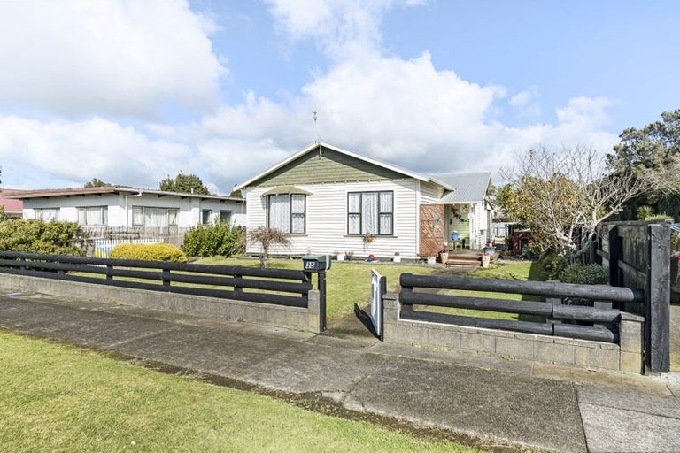 Photo of property in 35 Browne Street, Waitara, 4320