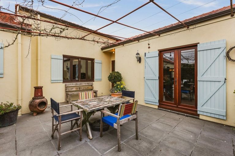 Photo of property in 140 Mackenzie Road, Kahuranaki, Havelock North, 4295