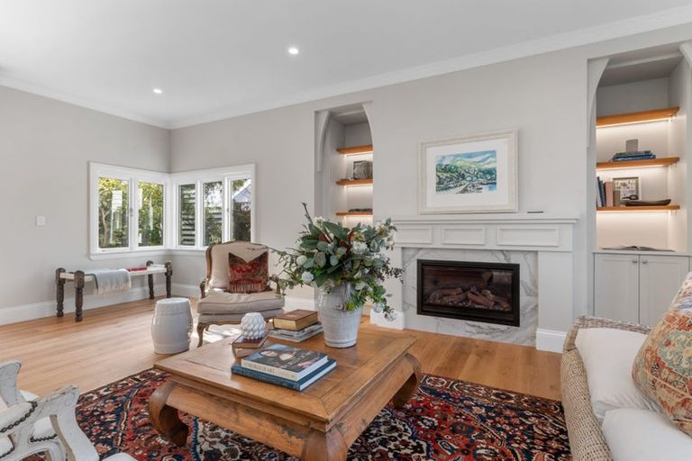 Photo of property in 43 Tomes Road, St Albans, Christchurch, 8052