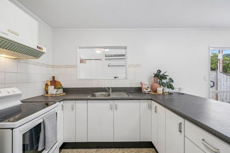 Photo of property in 1a Wood Street, Wainuiomata, Lower Hutt, 5014