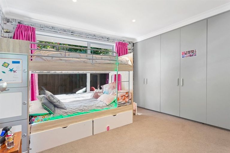 Photo of property in 2 Guinness Crescent, Ilam, Christchurch, 8041