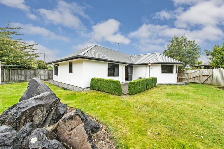 Photo of property in 8 Oldham Place, Darfield, 7510