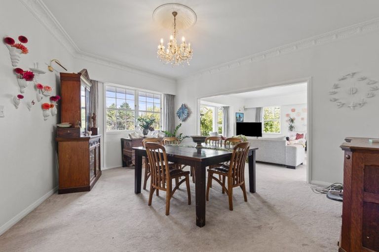 Photo of property in 33 Montgomery Terrace, Hokowhitu, Palmerston North, 4410