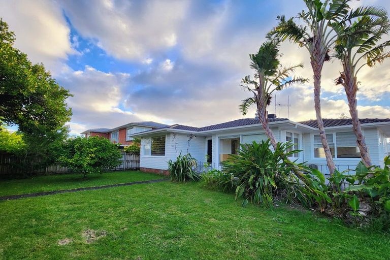 Photo of property in 8 Celtic Crescent, Ellerslie, Auckland, 1051