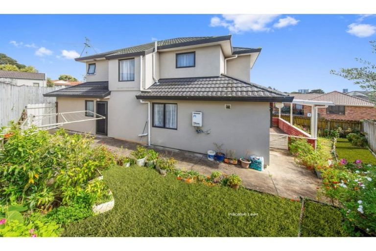 Photo of property in 12 Paloma Court, Hillpark, Auckland, 2102