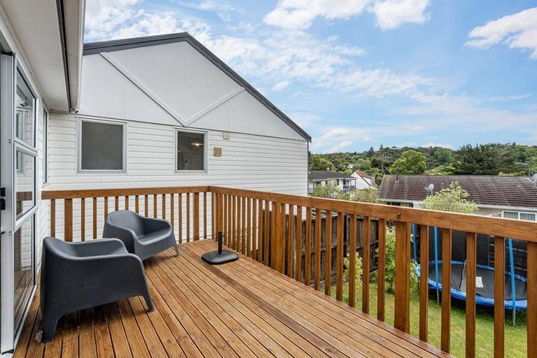 Photo of property in 12 Halyard Place, Whitby, Porirua, 5024