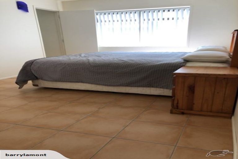 Photo of property in 2a Hoskins Avenue, Hillsborough, Auckland, 1042