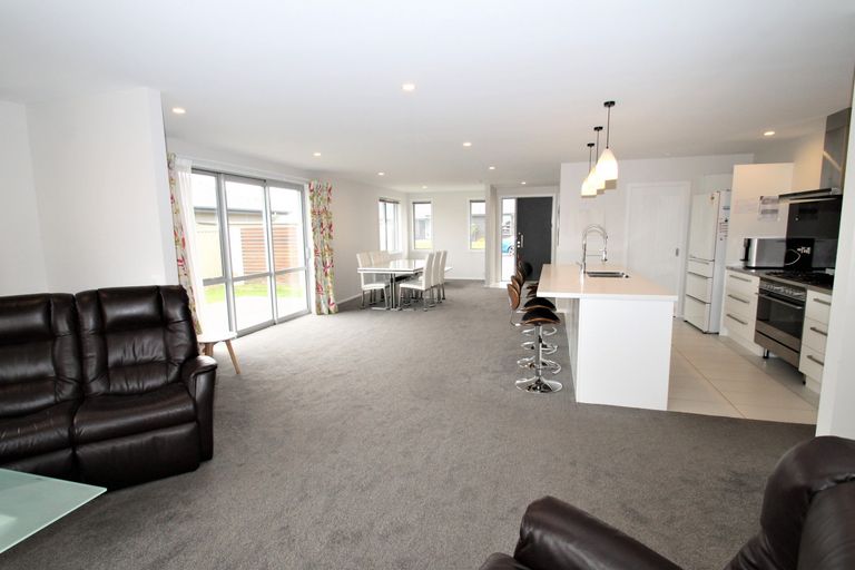 Photo of property in 6 Roblyn Place, Mosgiel, 9024