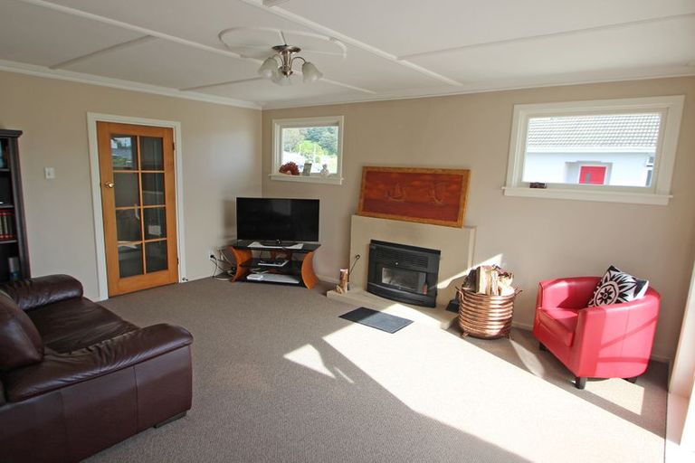 Photo of property in 30 Balmoral Street, Oamaru North, Oamaru, 9400