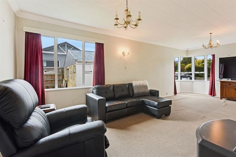 Photo of property in 17 Totara Street, Nelson South, Nelson, 7010