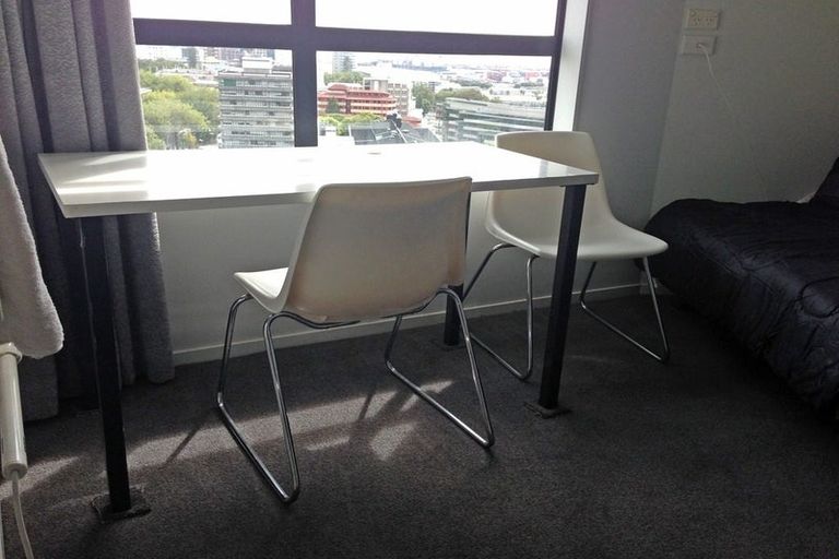 Photo of property in Princeton Apartments, 17e/30 Symonds Street, Grafton, Auckland, 1010