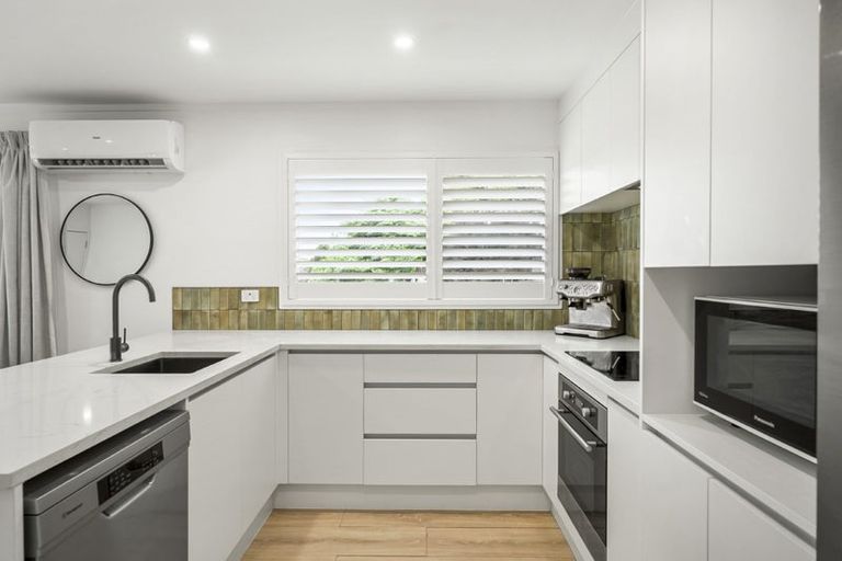 Photo of property in 1/24 Bayview Road, Bayview, Auckland, 0629