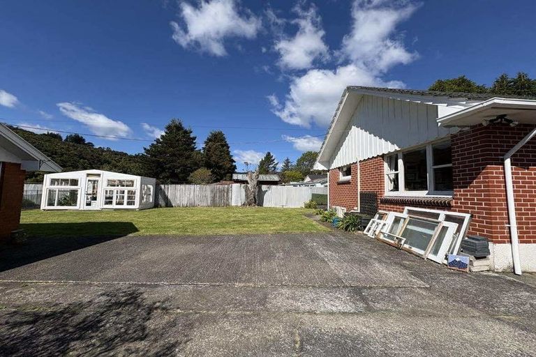 Photo of property in 89 Plateau Road, Te Marua, Upper Hutt, 5018